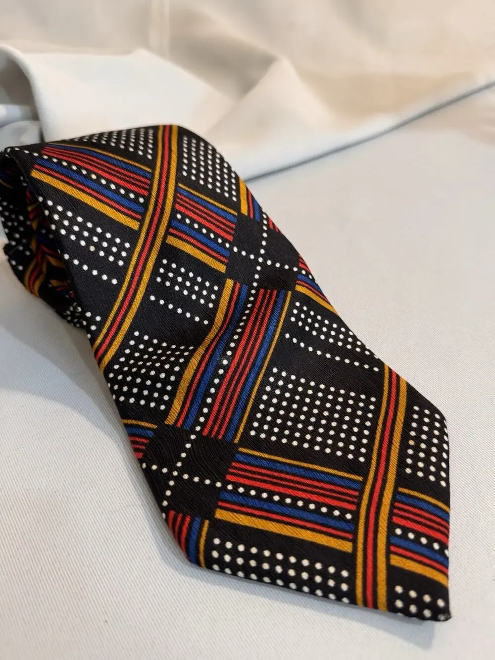 Baskin Red Geometric Print Silk Necktie Pointed Made in Italy